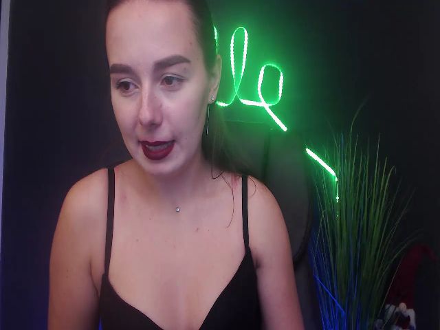 Live sex webcam photo for DinaD #268791772