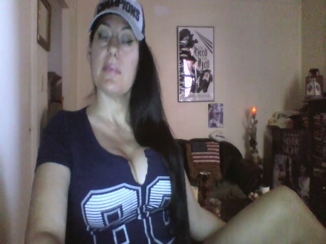 Live sex webcam photo for ExoticMixx #268794801