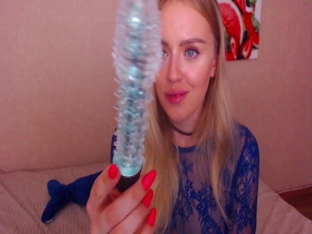 Live sex webcam photo for MandisKain #268794730