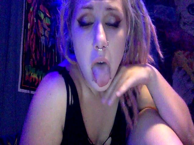 Live sex webcam photo for BreonnaThicc #268779847