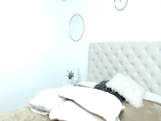 Live sex webcam photo for Laura_connor #268797802