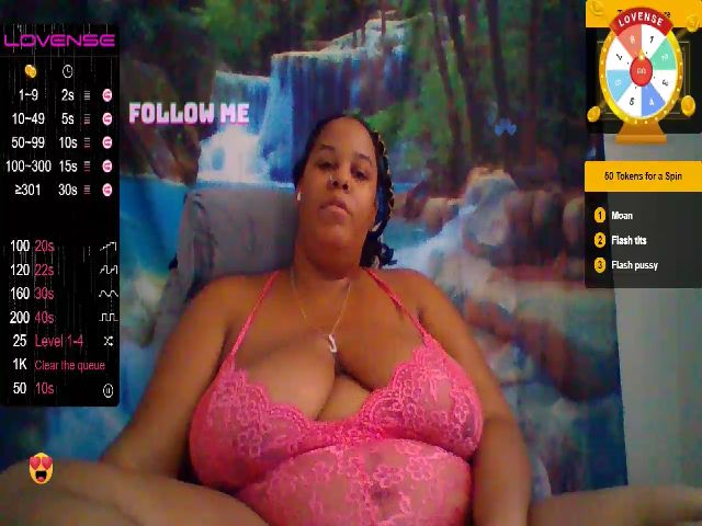 Live sex webcam photo for JayRain1104 #268788880