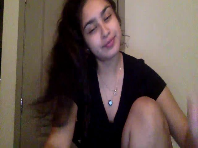 Live sex webcam photo for Sweetloveluna #268783887