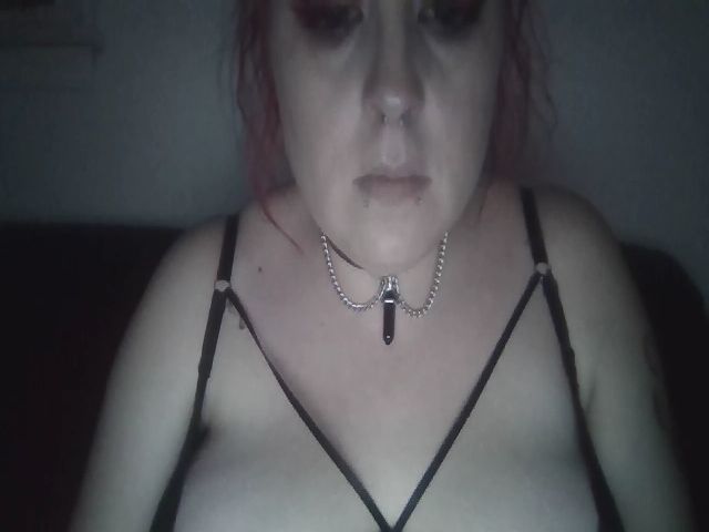 Live sex webcam photo for Weetziebabe #268778396