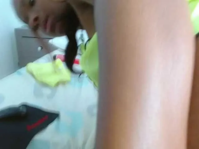 Live sex webcam photo for Paulet6 #268791891