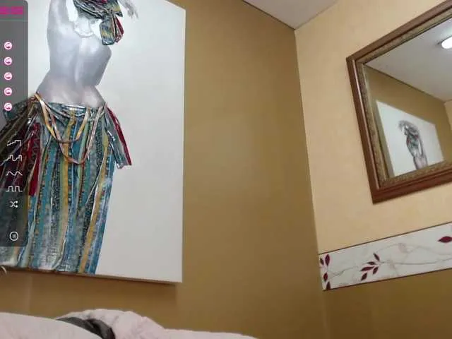 Live sex webcam photo for MalejaCruz #268805881