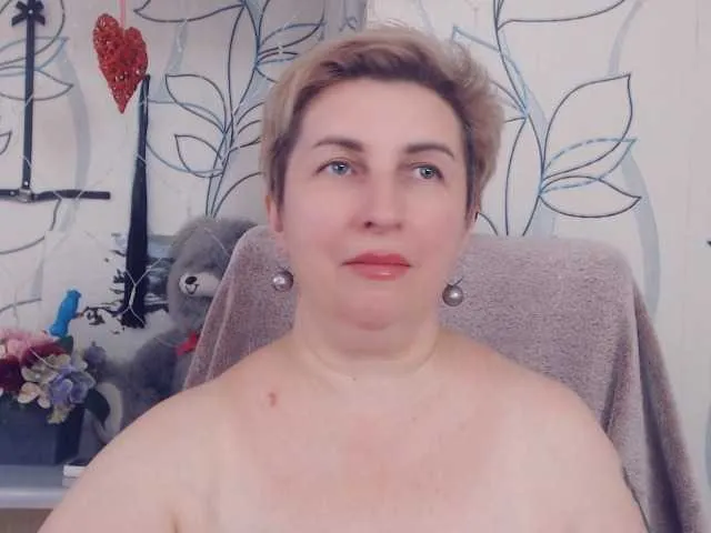 Live sex webcam photo for DepravedMadam #268809951