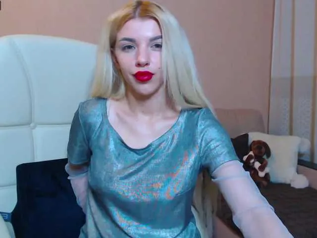 Live sex webcam photo for MelonySpring #268799915