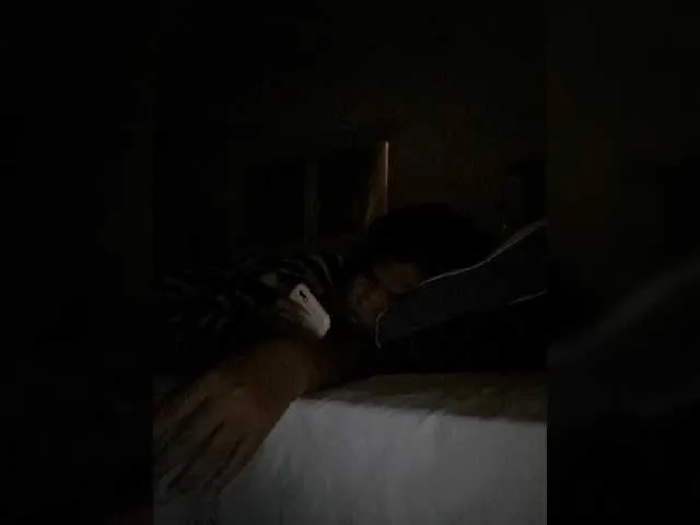 Live sex webcam photo for YourGirl9 #268805375