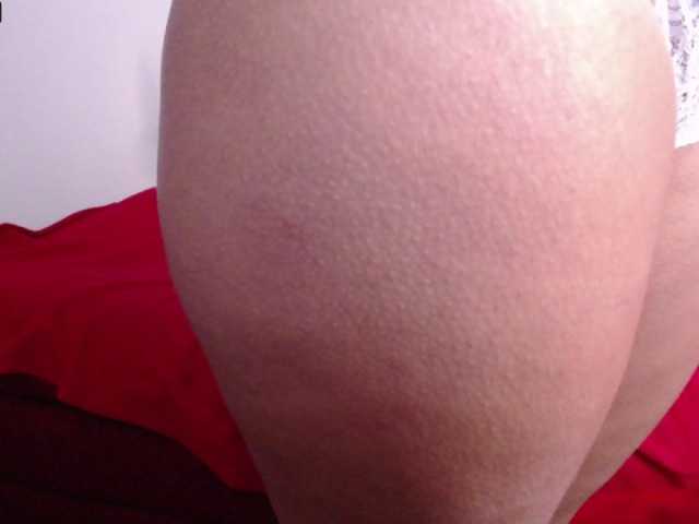 Live sex webcam photo for goldbutterfly #268810463