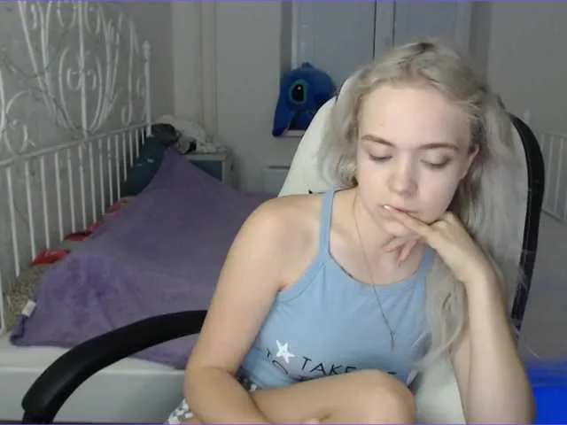 Live sex webcam photo for Milahskasa #268815690