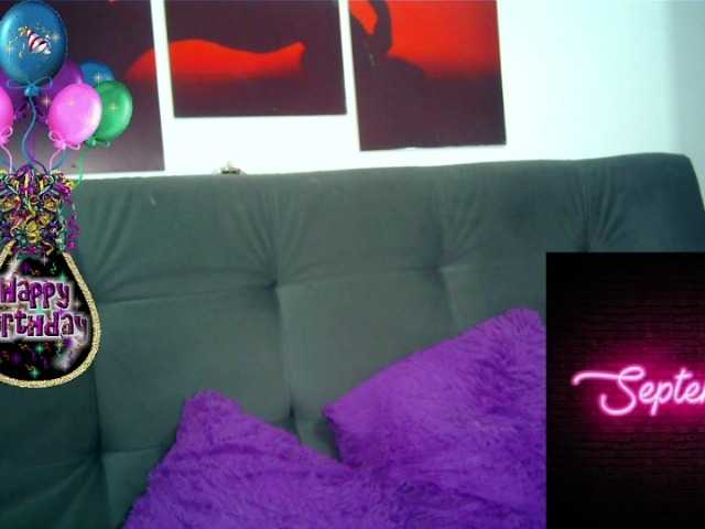 Live sex webcam photo for Manevalki01 #268817084