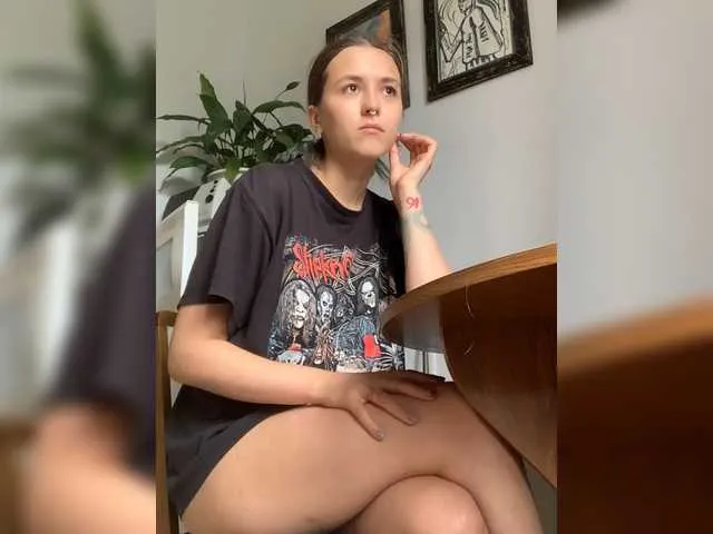 Live sex webcam photo for AsakiSen7 #268809648