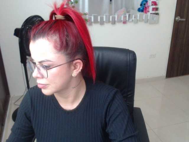 Live sex webcam photo for MILF-KAROL #268799920