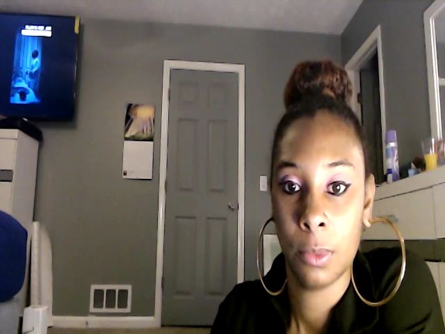 Live sex webcam photo for sweetieslayz #268803190