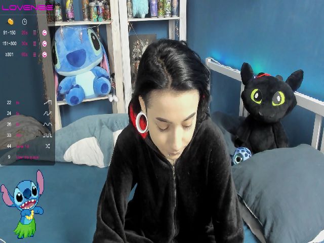Live sex webcam photo for Nikki_Carter #268804034
