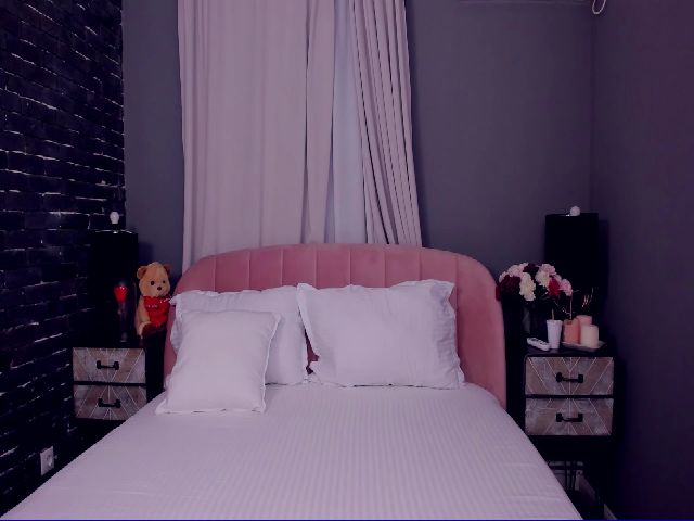 Live sex webcam photo for TheBaeWatch #268802722