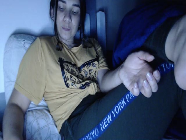 Live sex webcam photo for Joanne7 #268802827
