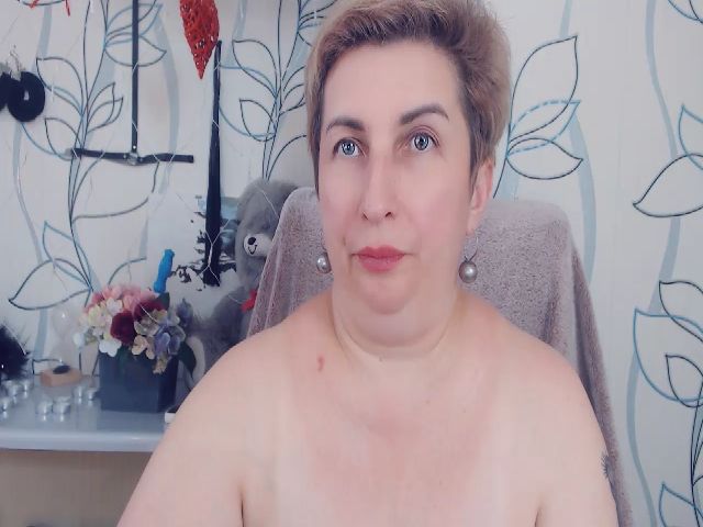 Live sex webcam photo for DepravedMadam #268811537