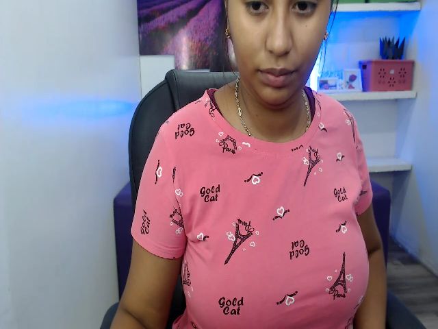 Live sex webcam photo for TracyValentin #268814739