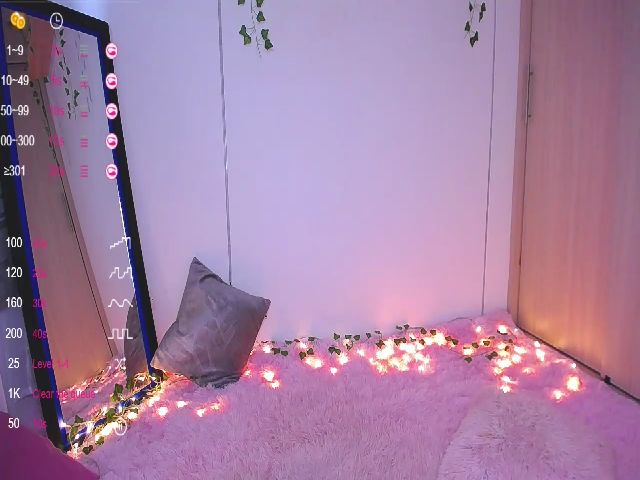 Live sex webcam photo for Aria_brown_ #268817677