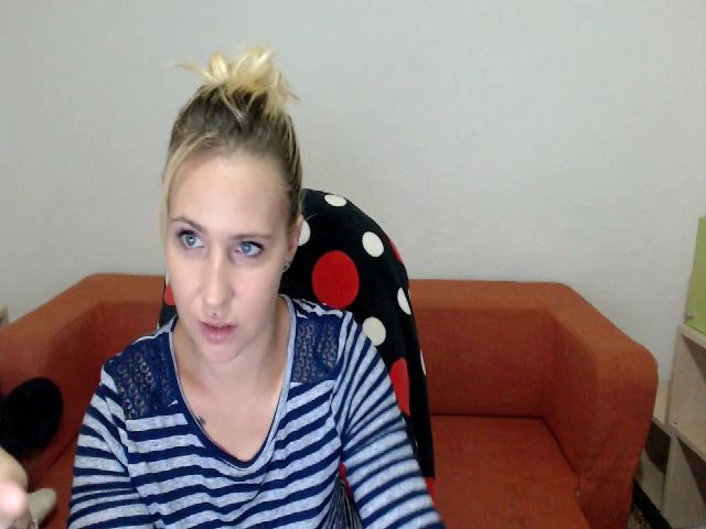 Live sex webcam photo for Tweetyboom #268799660
