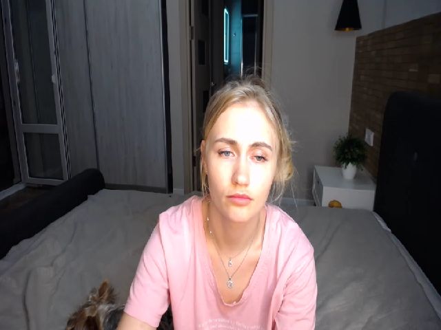 Live sex webcam photo for MELANI_A #268801976