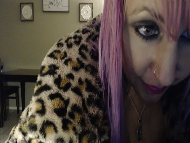 Live sex webcam photo for Sparkle_Pinup #268808535