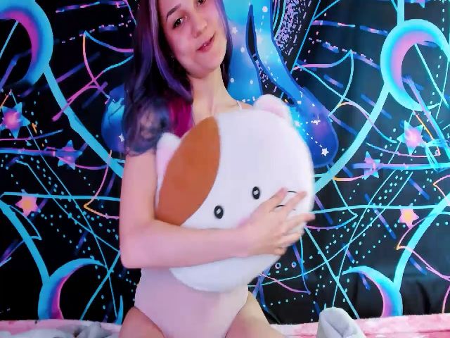 Live sex webcam photo for PurpleJuno #268820737