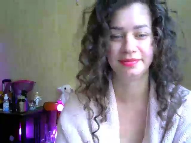 Live sex webcam photo for SofiAmeli #268808837