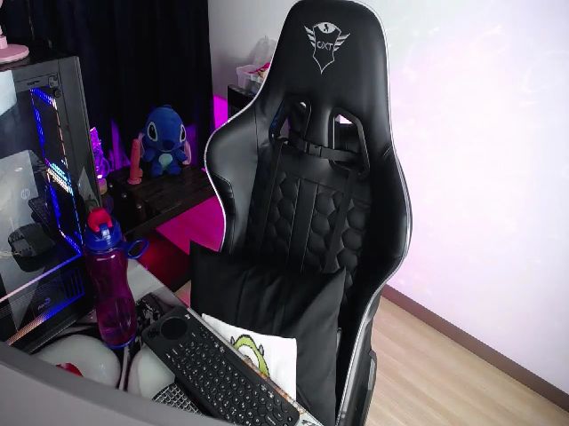 Live sex webcam photo for BiancaMiller #268808217