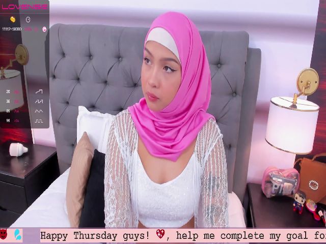 Live sex webcam photo for Maysoon_ #268811434