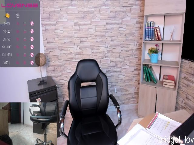 Live sex webcam photo for Bridget_love #268813653