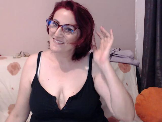 Live sex webcam photo for Elssye #268806745