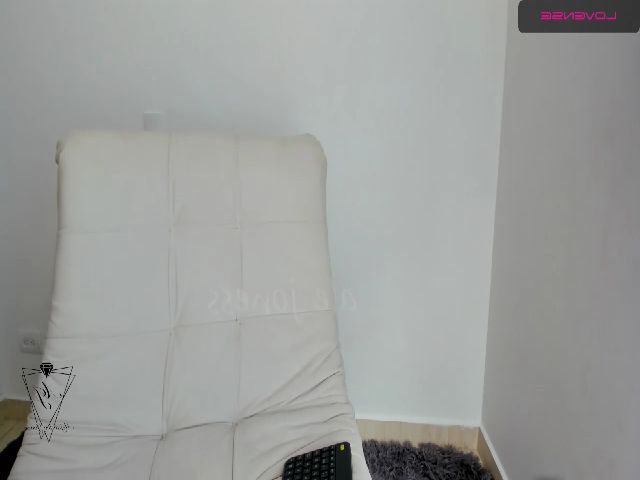 Live sex webcam photo for Ale_Jones #268814513