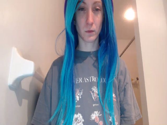 Live sex webcam photo for xKawaiiQueenx #268802555