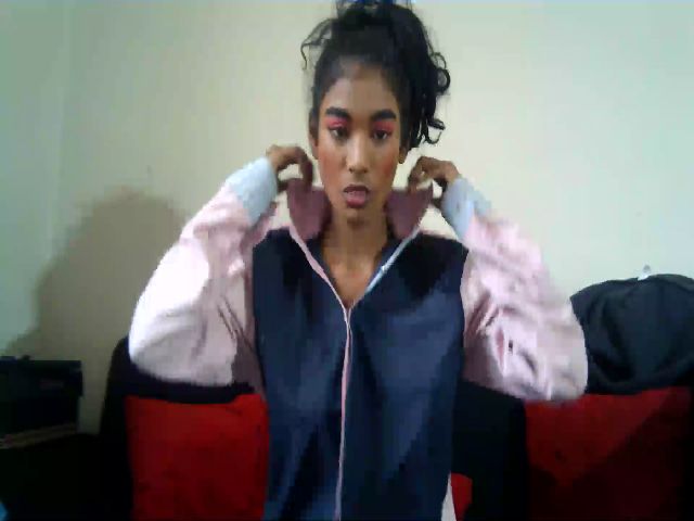 Live sex webcam photo for dirtyrissa69 #268811971