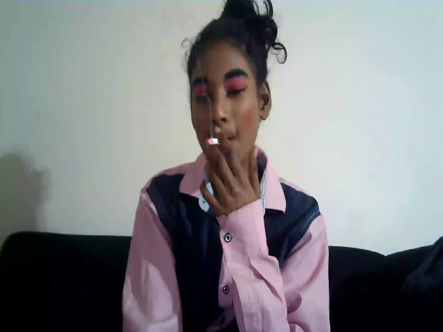 Live sex webcam photo for dirtyrissa69 #268814030