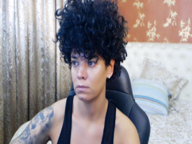 Live sex webcam photo for LaraAnne_ #268814913