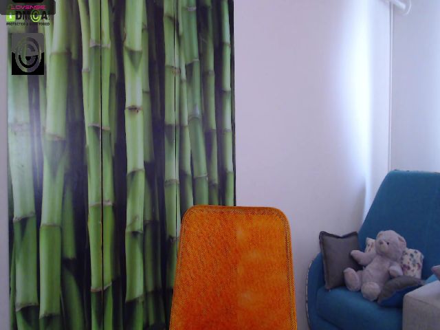 Live sex webcam photo for TanyaRaven #268808811