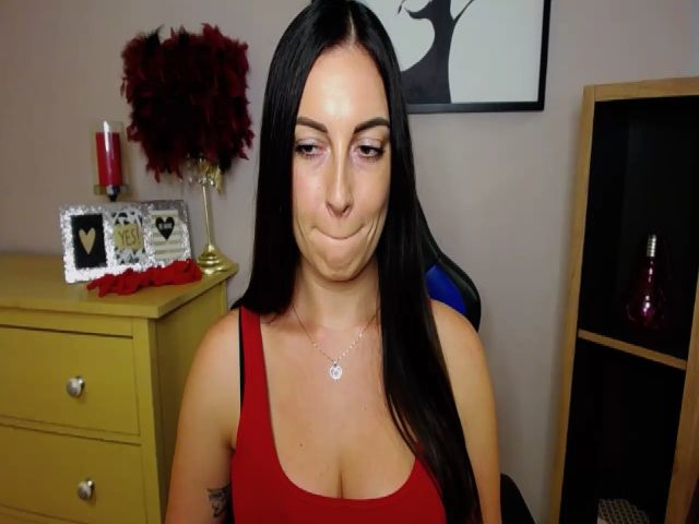 Live sex webcam photo for MintAManda #268811792