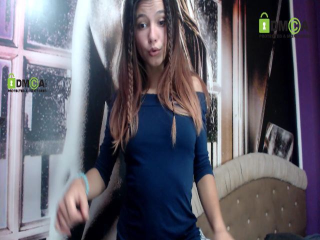 Live sex webcam photo for MisticaMissy #268821715