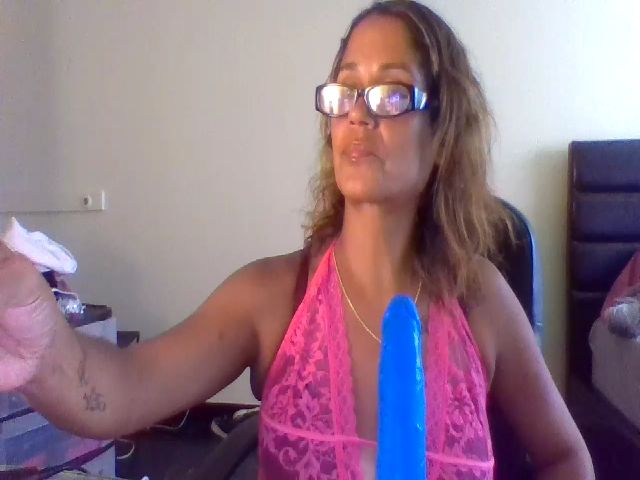 Live sex webcam photo for Havanaohlala #268820789