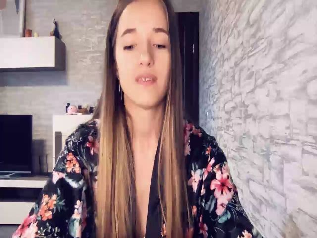 Live sex webcam photo for YourSonya_ #268806253