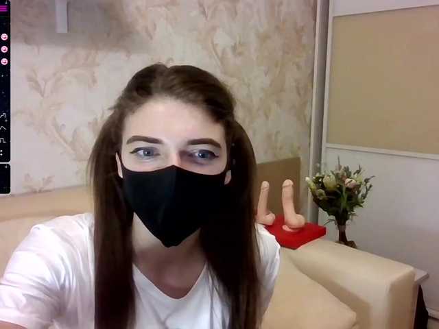 Live sex webcam photo for Robin-02 #268815228