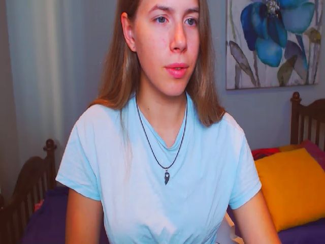 Live sex webcam photo for AlexaBarnes_ #268803911