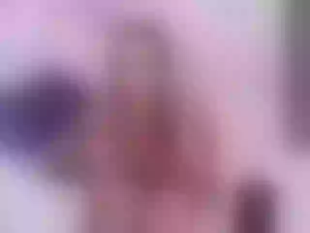 Live sex webcam photo for Ornella-love #268804552