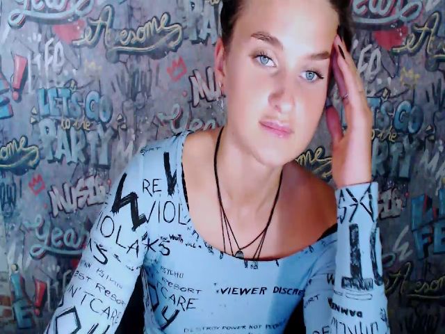 Live sex webcam photo for Felliciya #268813918