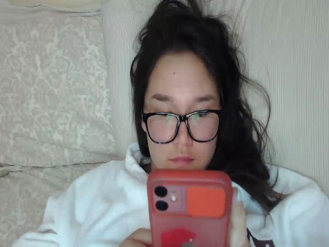 Live sex webcam photo for Mayuko_I #268800403