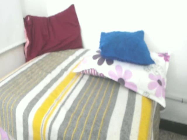 Live sex webcam photo for Alejandra_06 #268807886